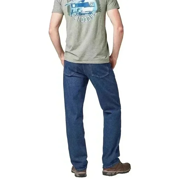 Magellan Outdoors Men's Classic Fit Jeans Size 38x30 NWT - Picture 2 of 11